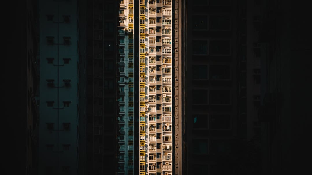 《子夜归》徐凯是干什么的？